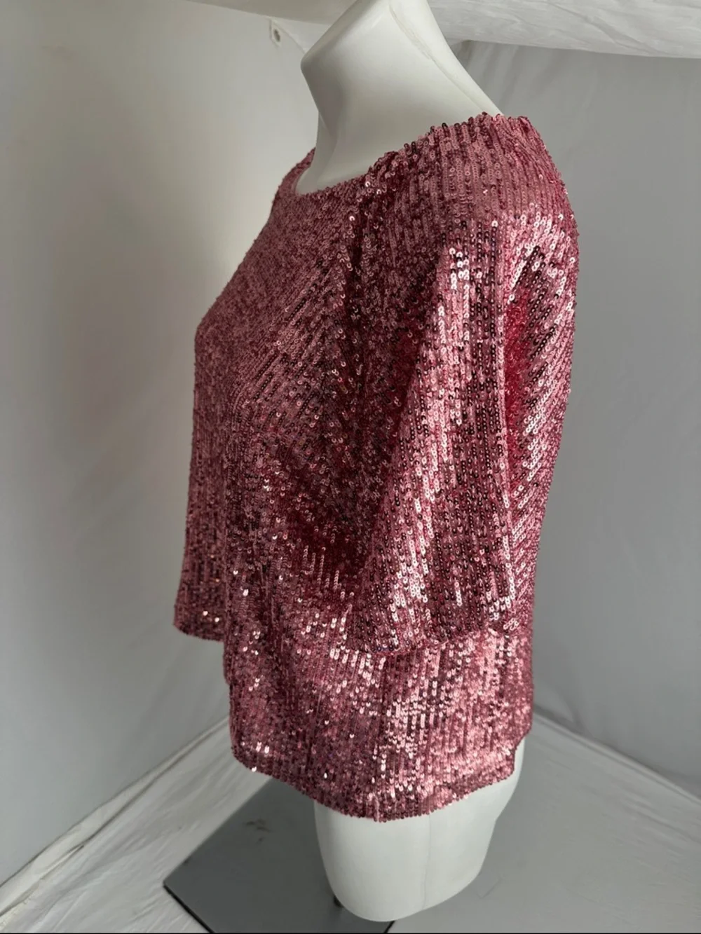 Lilly Pulitzer Cressida Conch Shell Pink Treasure sequin knit top - Picture 3 of 11